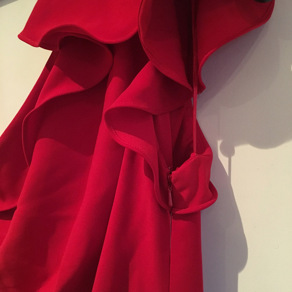 Infusion Ruffled One-shoulder - Picture 4 of 6